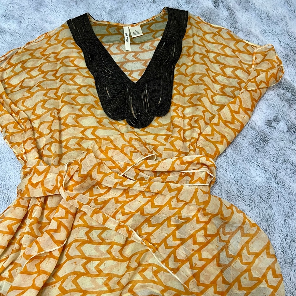Orange and beige super chic blouse Miami style! 🍊 🏝